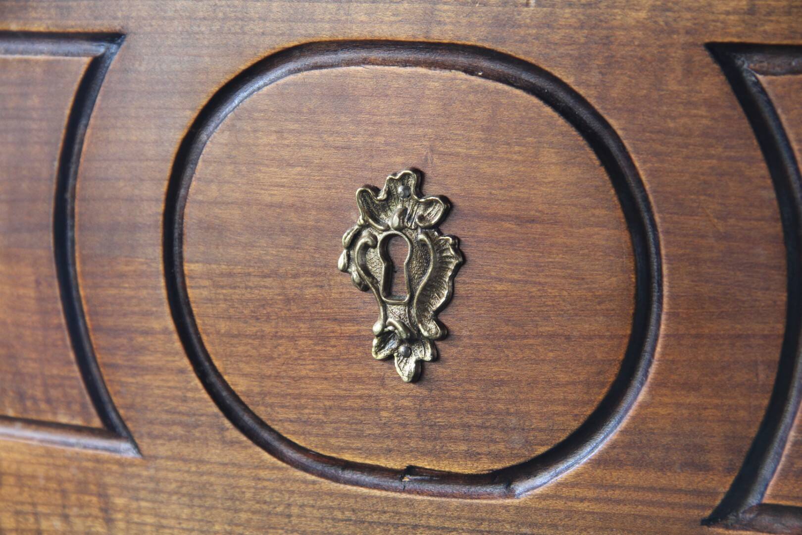 Vintage 18th century Walnut Commode, French Provençal, French Louis XVI
