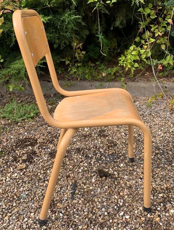 Chaise d'écolier