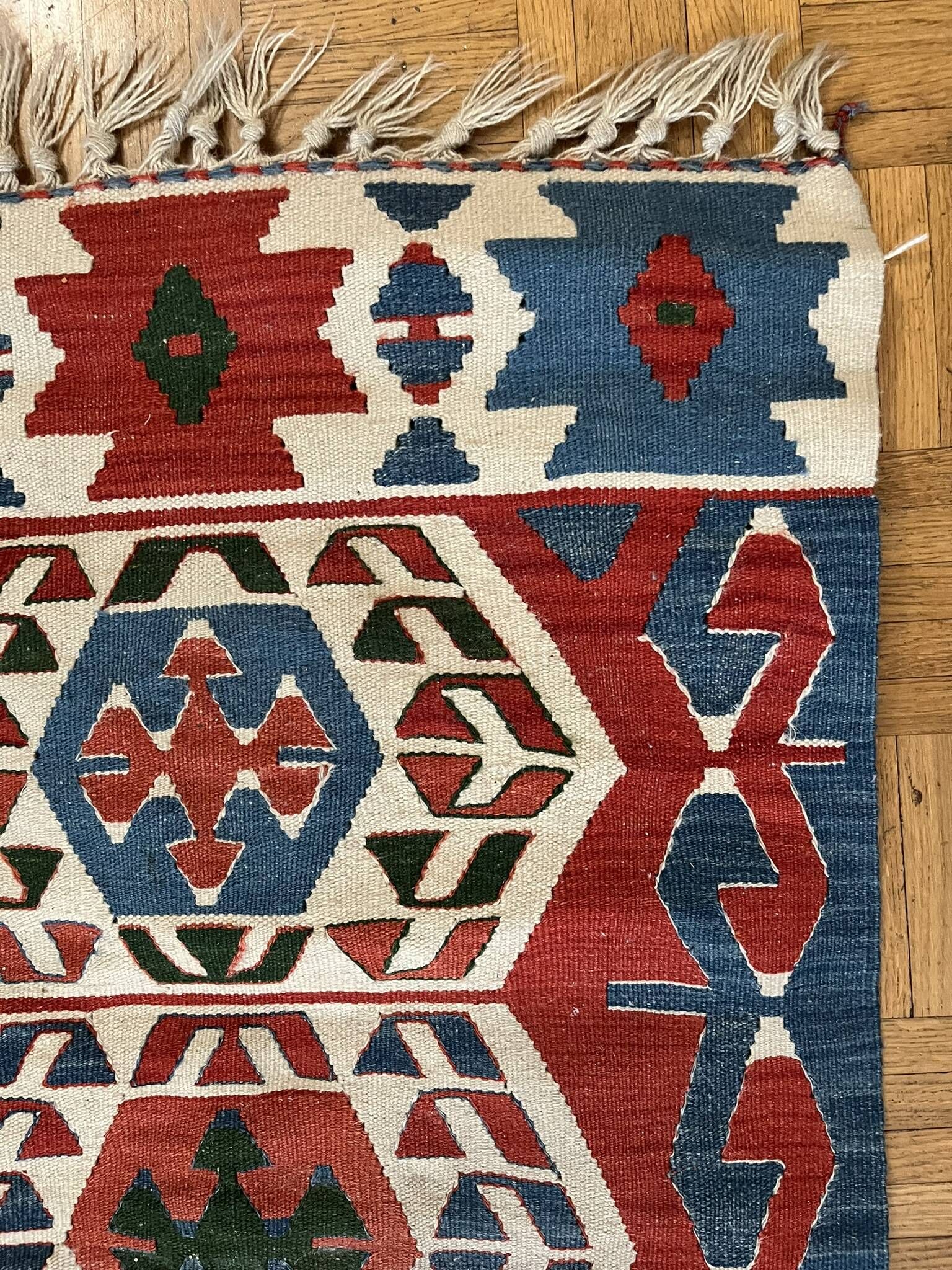 Ancient Turkish Kilim rug handwoven – geometric patterns 98x96 cm