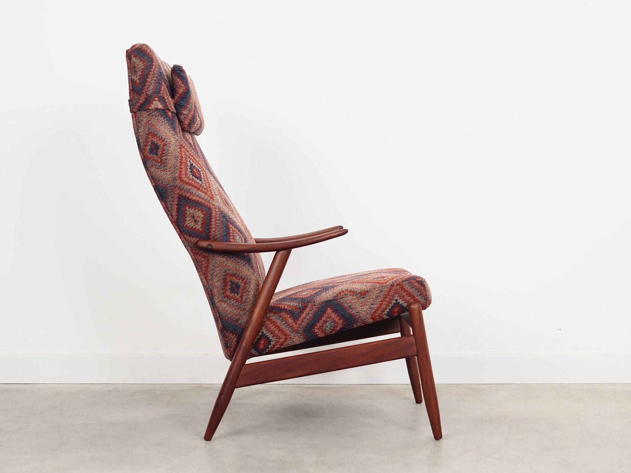 Fauteuil en teck, design danois, années 1970, production : Danemark