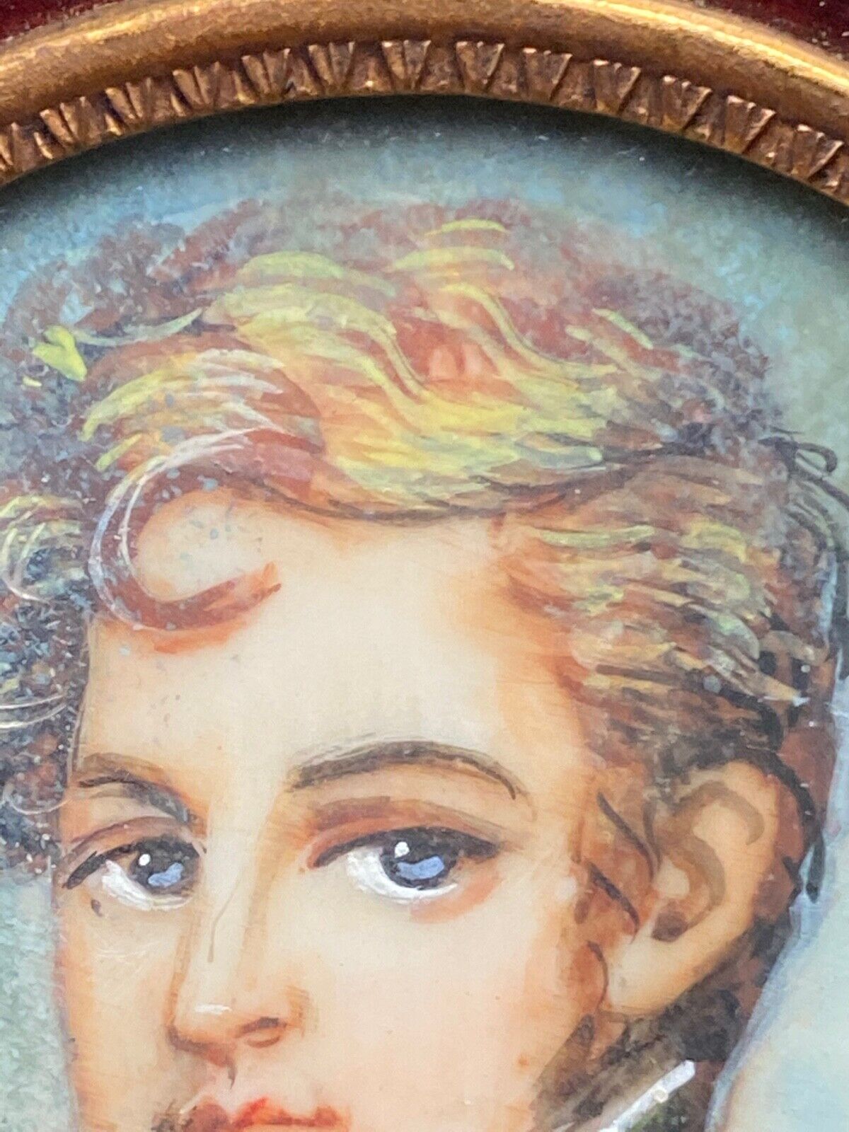 Hand-painted miniature by gille xxeme representing the eaglet