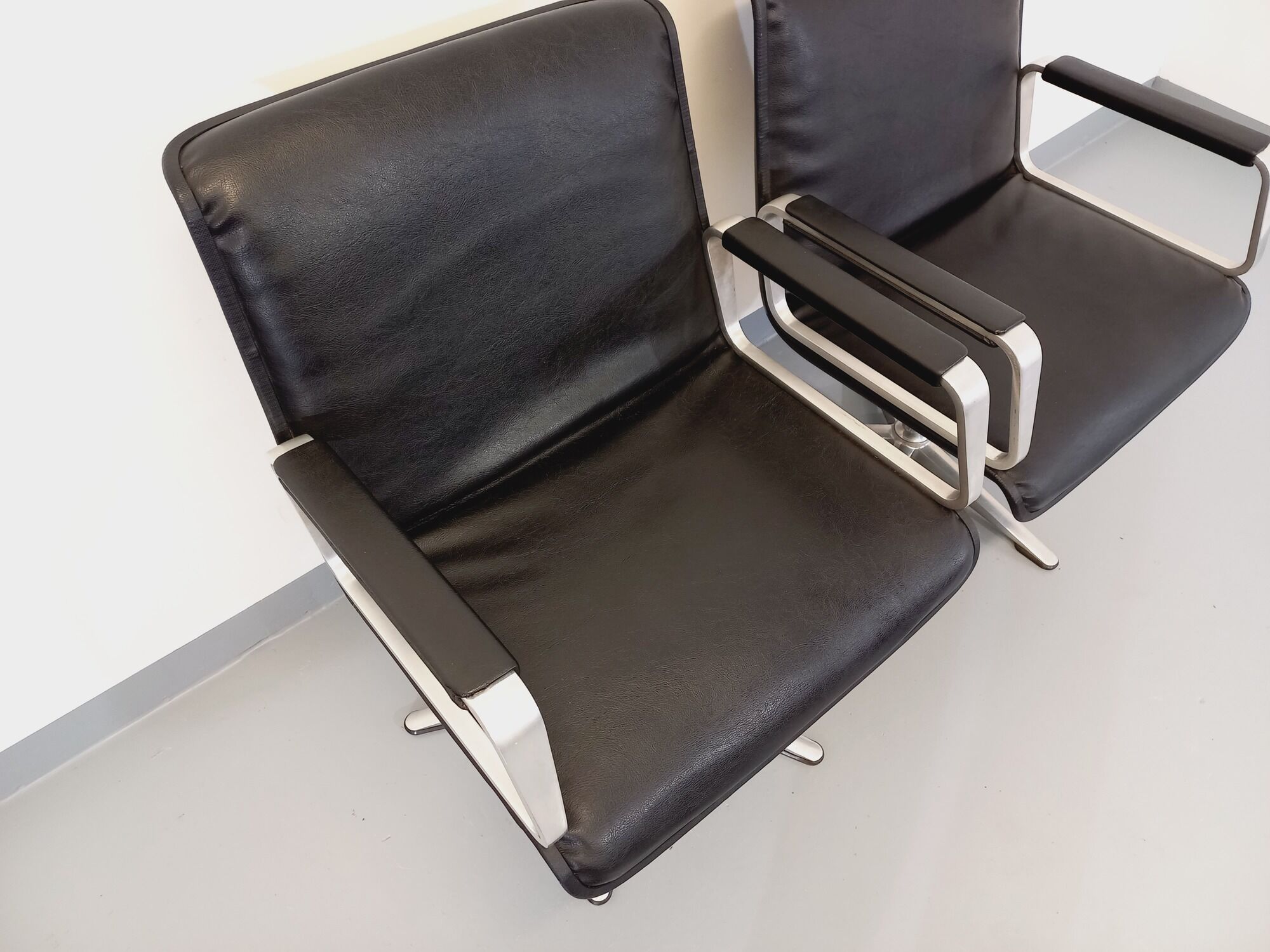 Pair of vintage office armchairs from the 60s and 70s by Wilkhahn