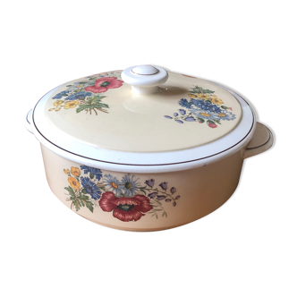 Old tureen Villeroy and Boch Mettlach decor 1584