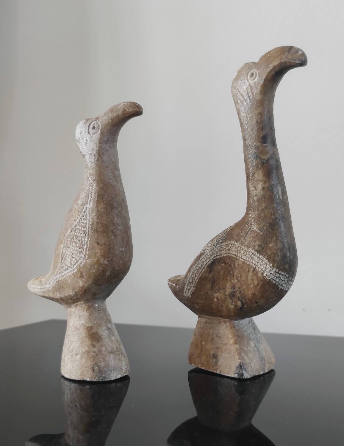 Two vintage birds in carved stone - Brutalist style / pop art