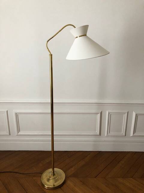 1950 floor lamp rises downwards in diabolo brass