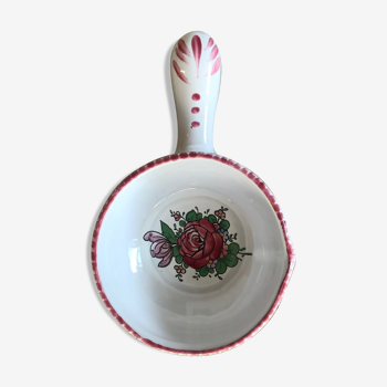 Flowering ramekin with handle