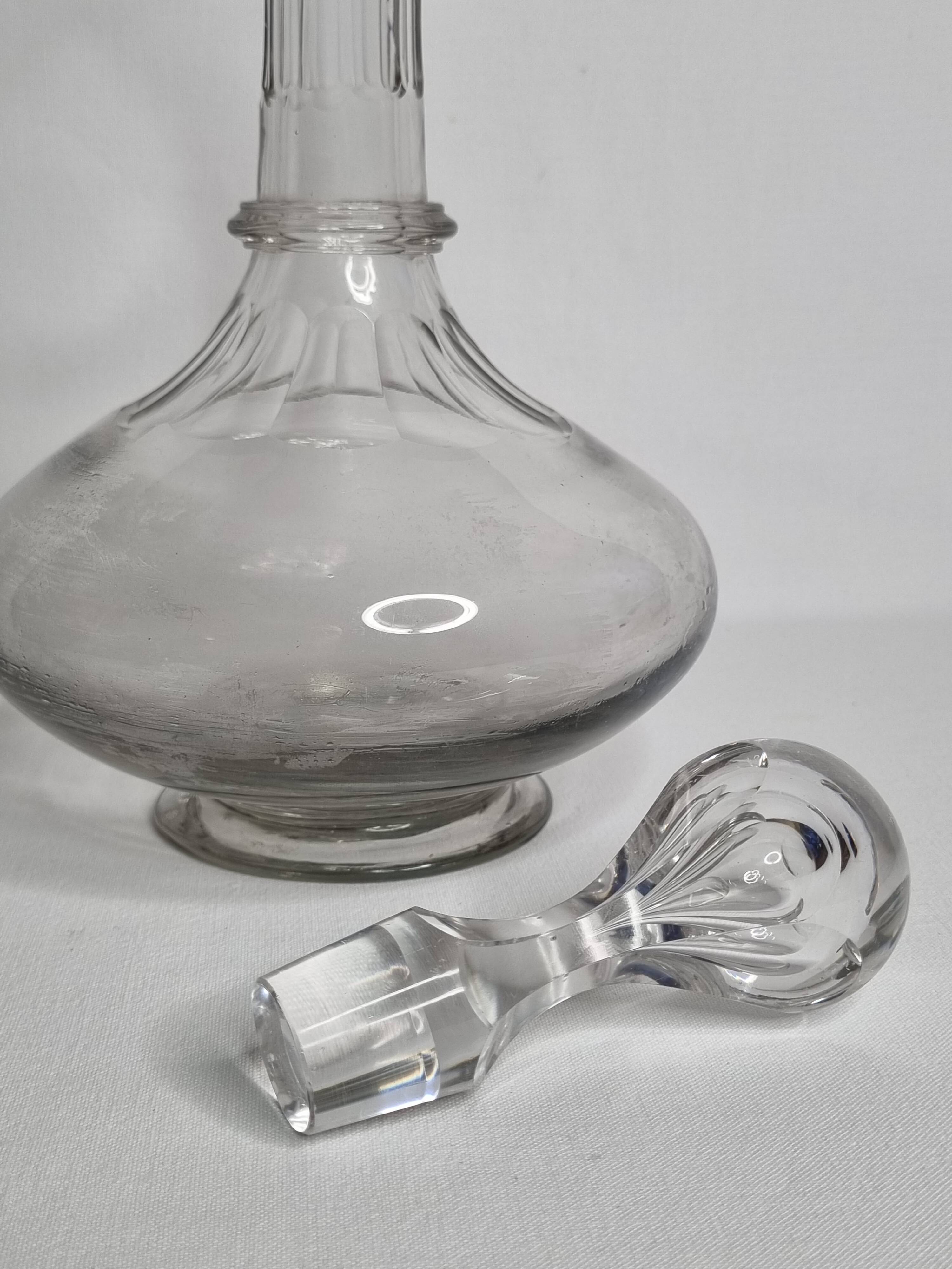 Baccarat crystal gondola decanter, flat ribs, Art Deco 1907