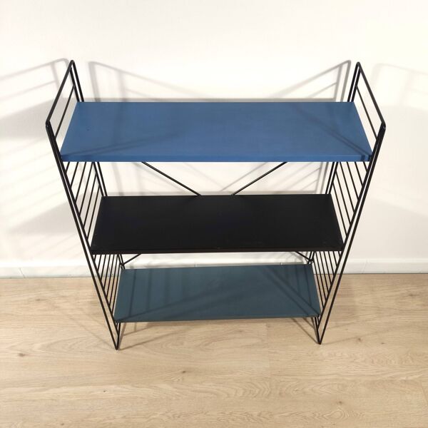 Étagère autoportante avec étagères en métal par A. Dekker – Tomado