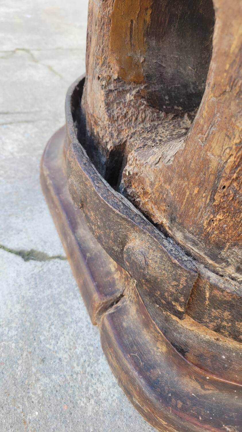 Old wooden press screw column 19th rustic folk art in oak