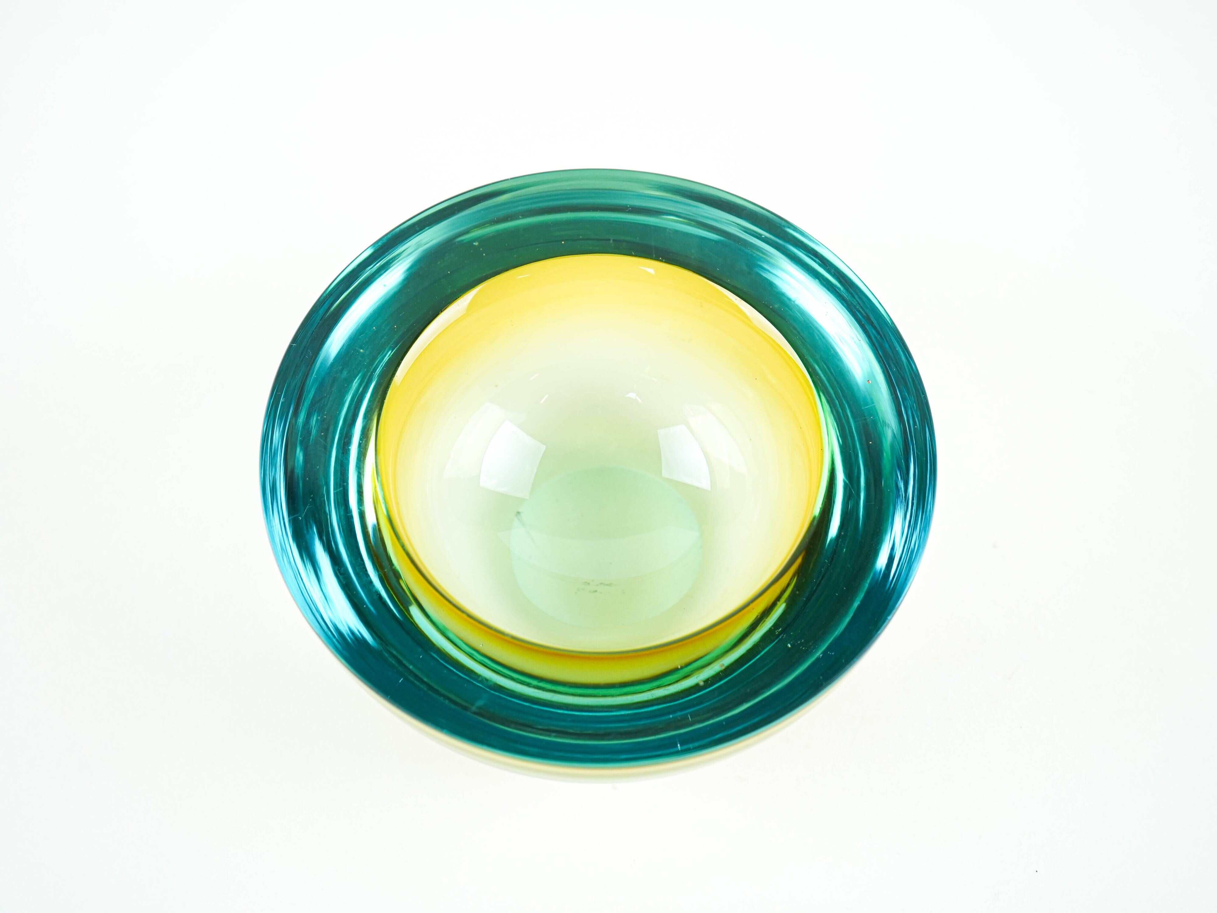 Glass bowl, Murano glass, 1970s, made in Italy