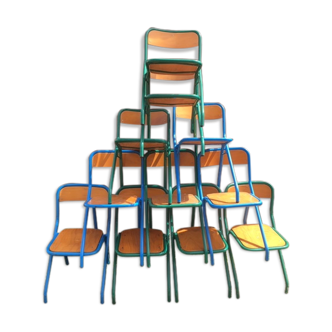 Lot de 11 chaises écoles des années 70