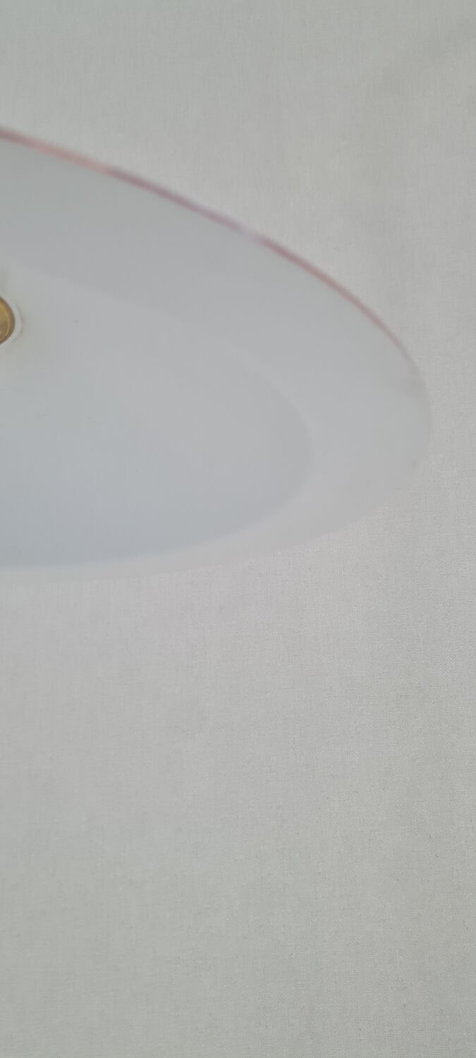 Enamelled sheet metal pendant light