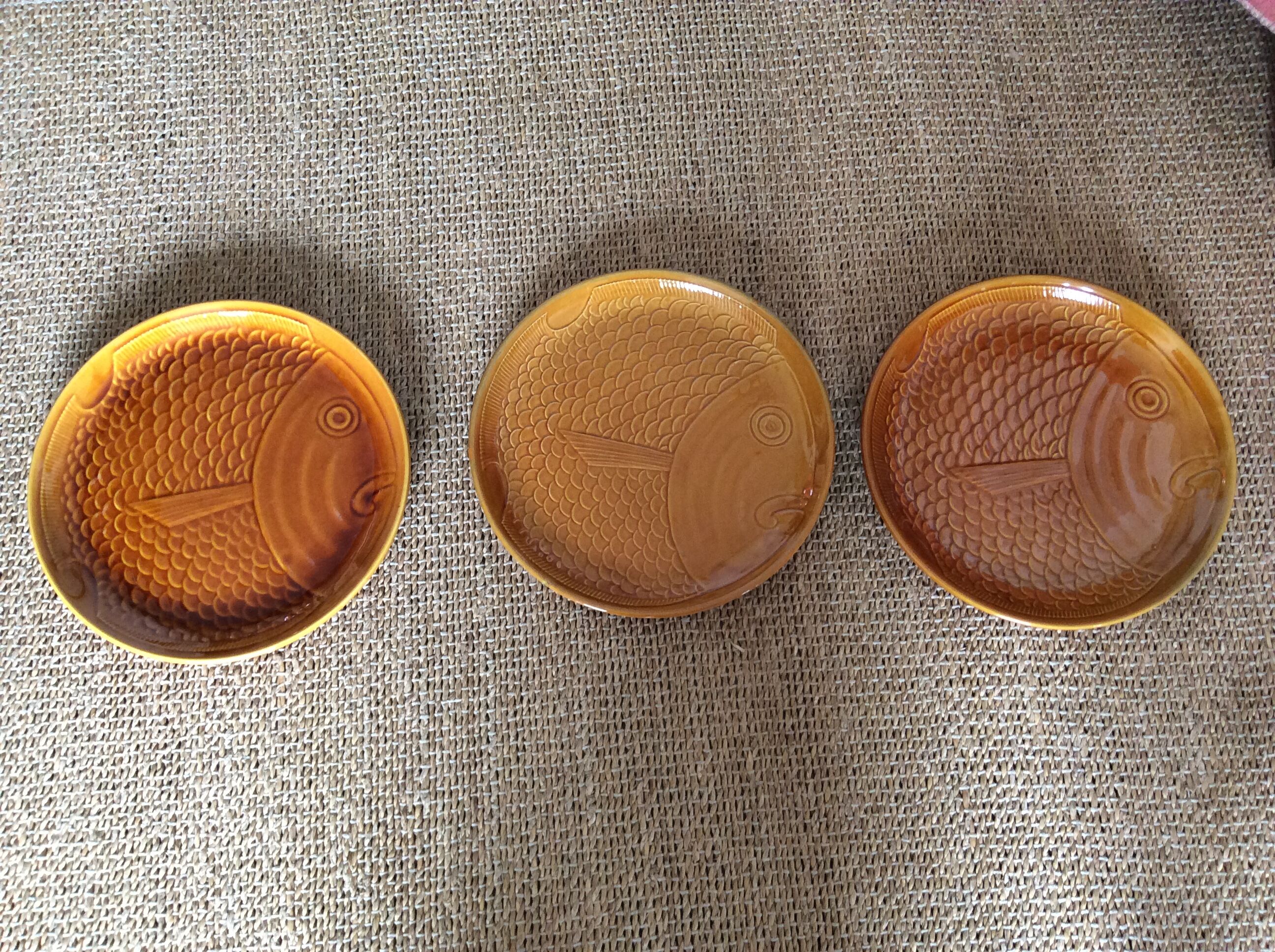 3 fish plates