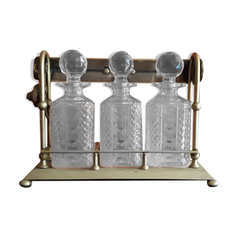 Whisky decanters and stand