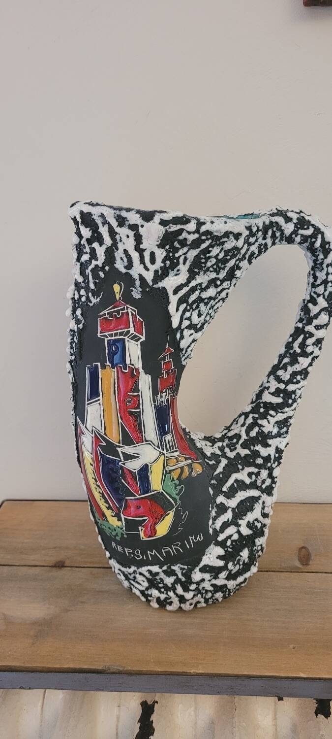 San Marino Vase