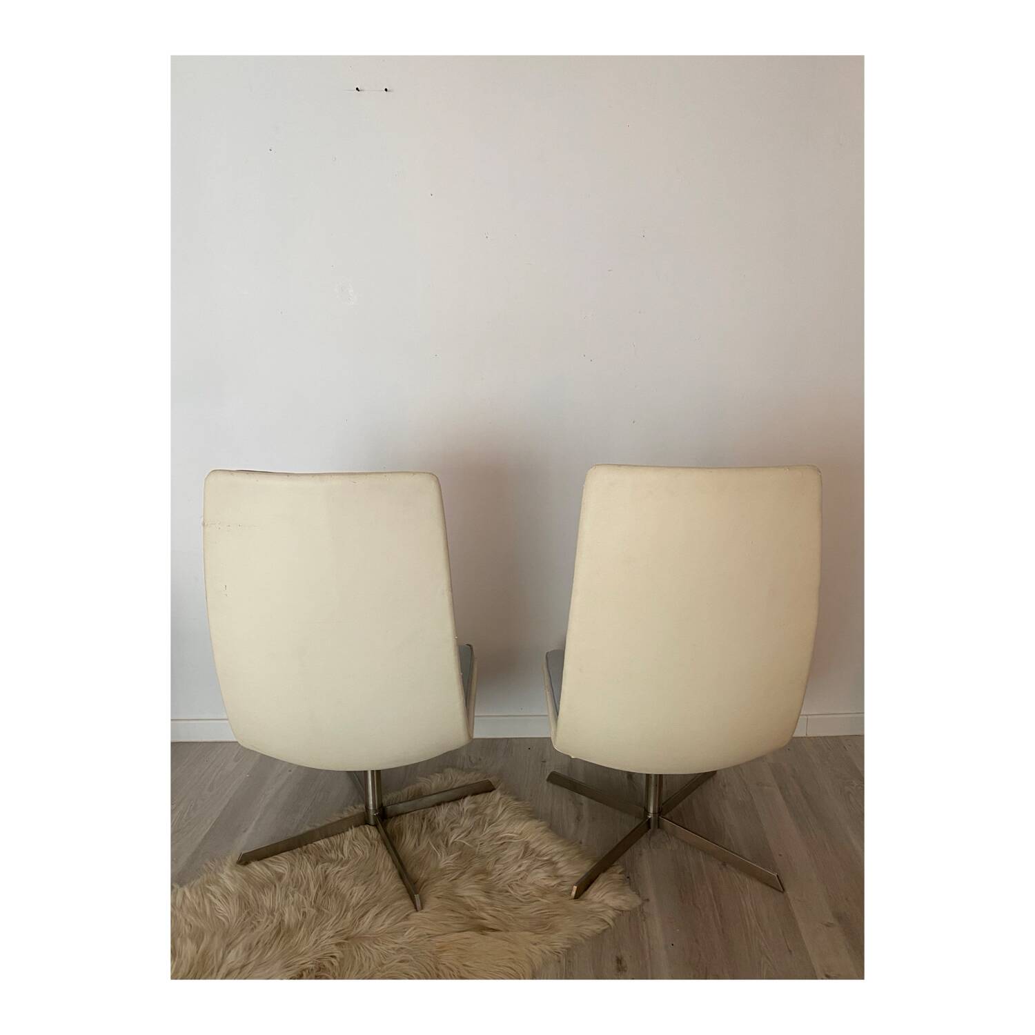 Pair of armchairs