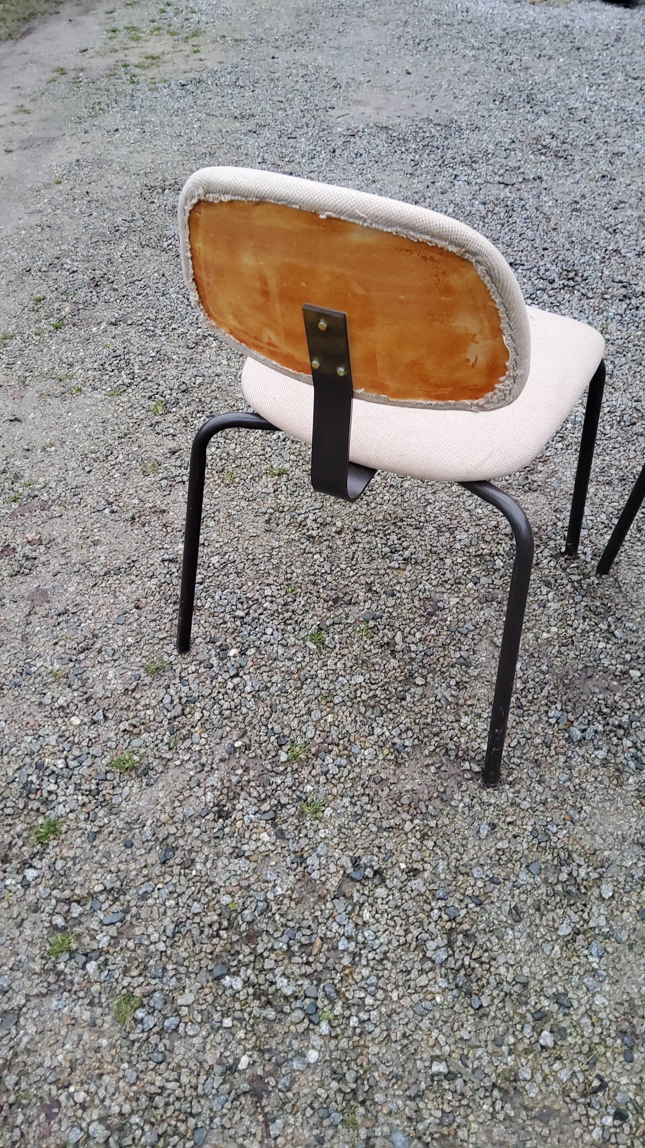Pair of chairs from the 70s