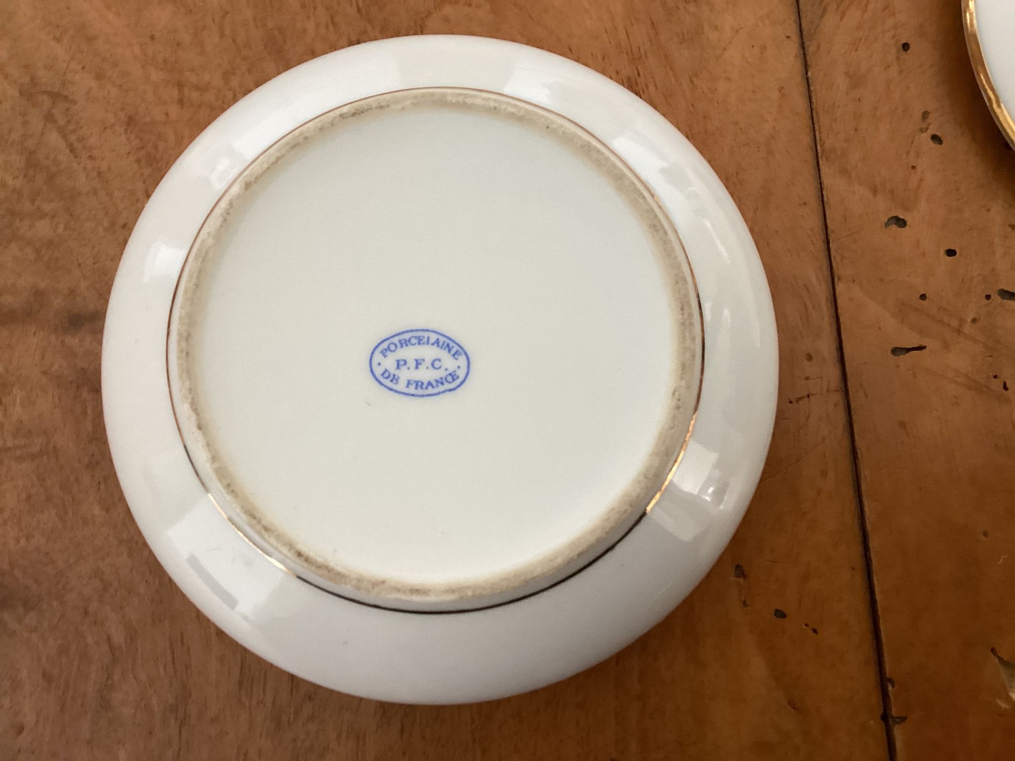 Pfc porcelain jewelry box from france