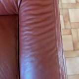 3-seater full-grain leather sofa – Classic design – Burgundy color
