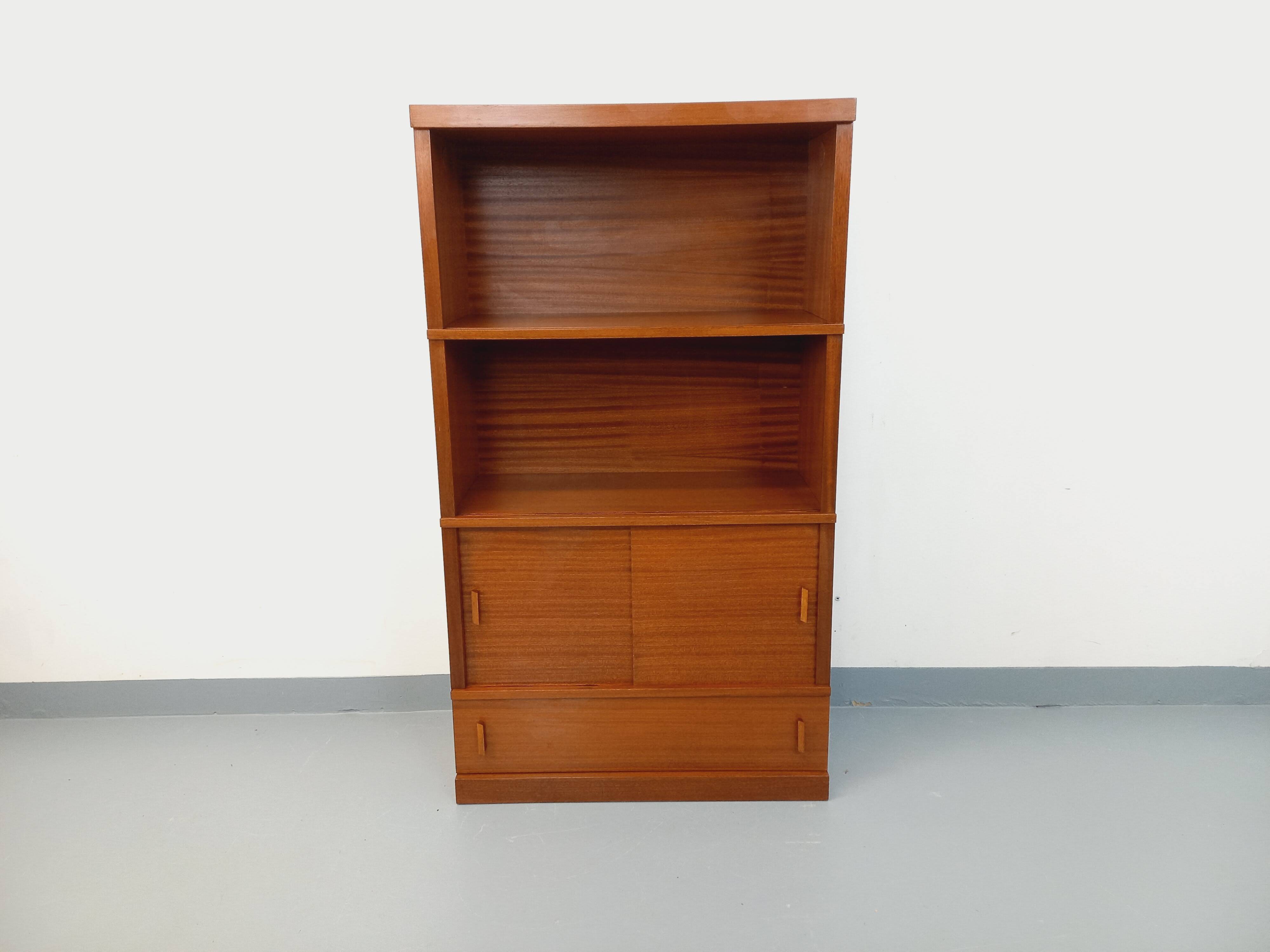 Vintage oak storage bookshelf from the 1960s.