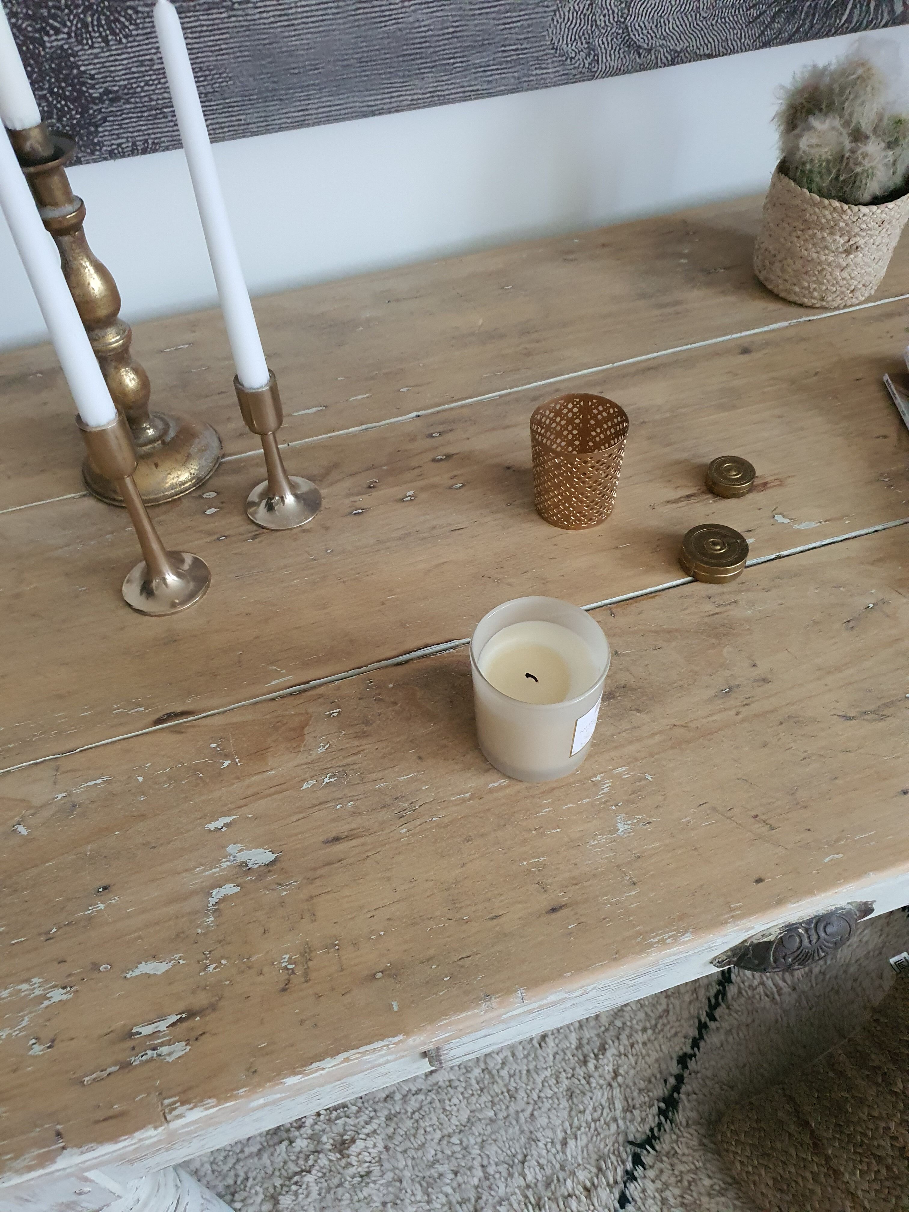 Country style coffee table