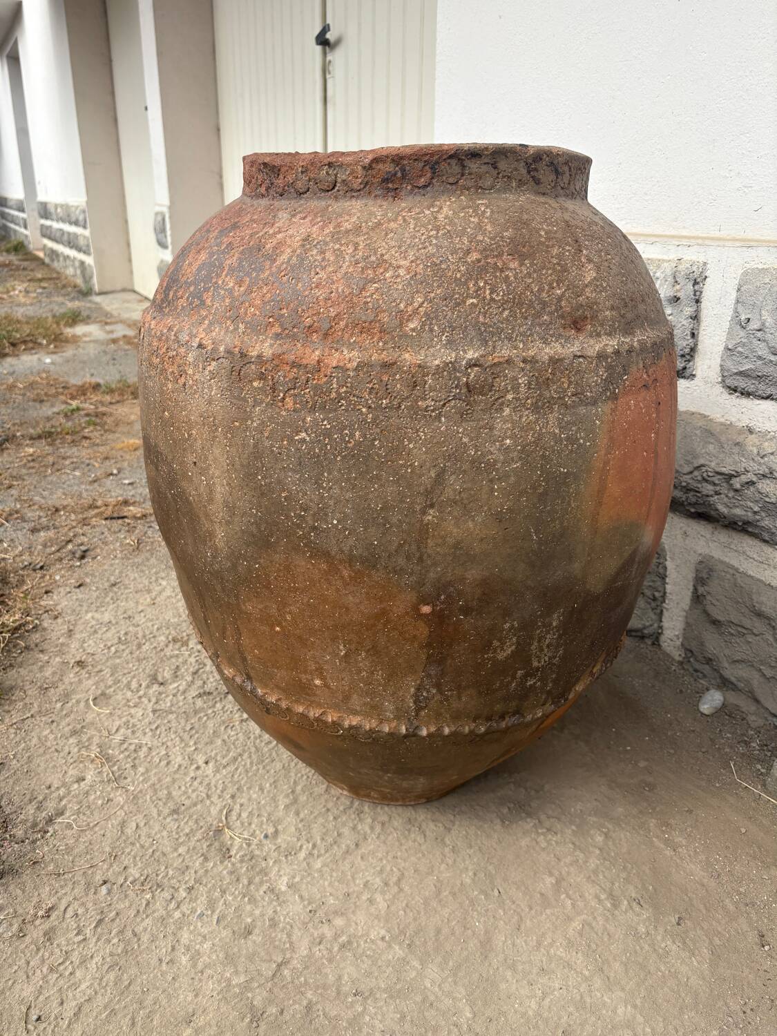 Old oil jar, Spain, Tinaja, 18th century.
