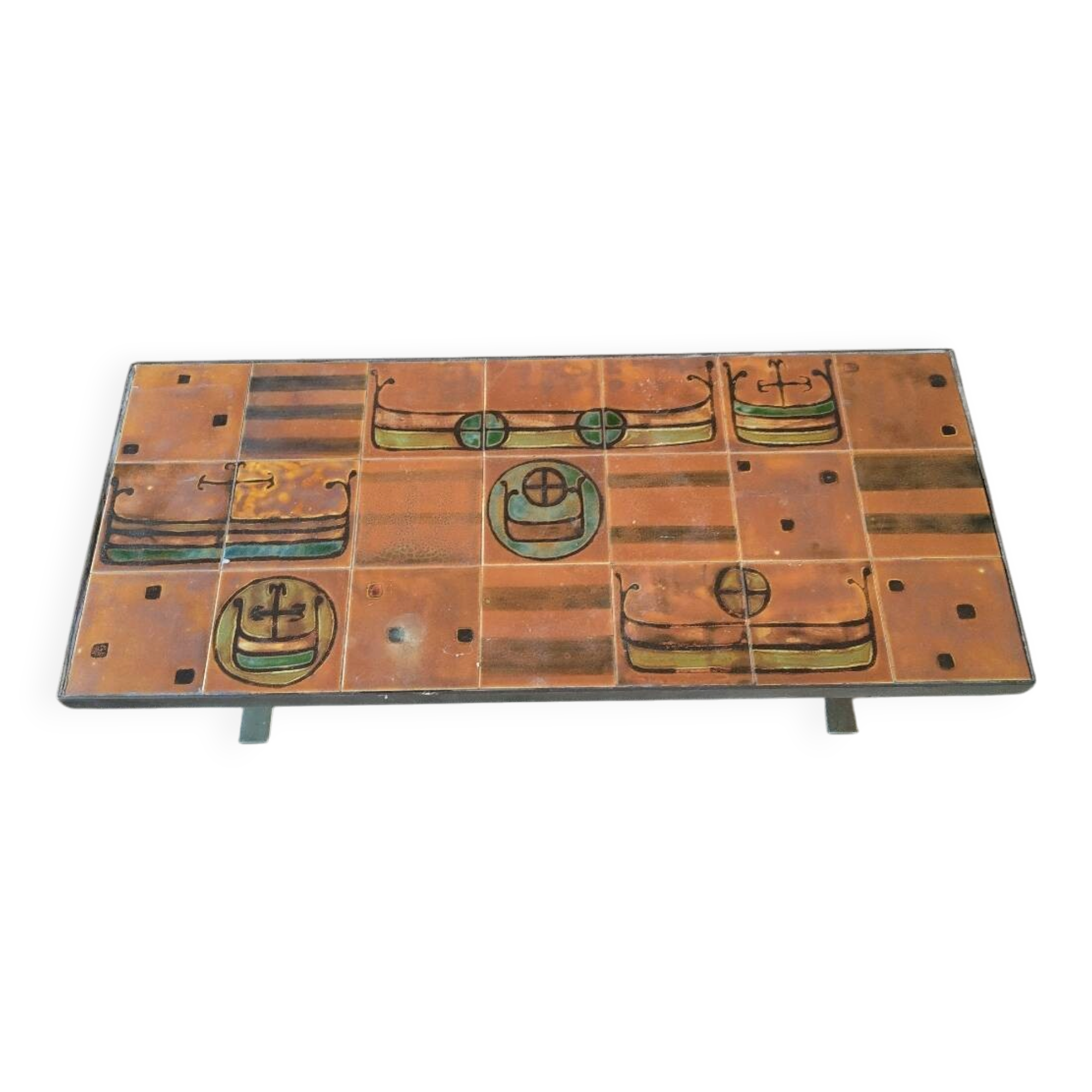 Table basse vintage en céramique – motif drakkar – design années 70
