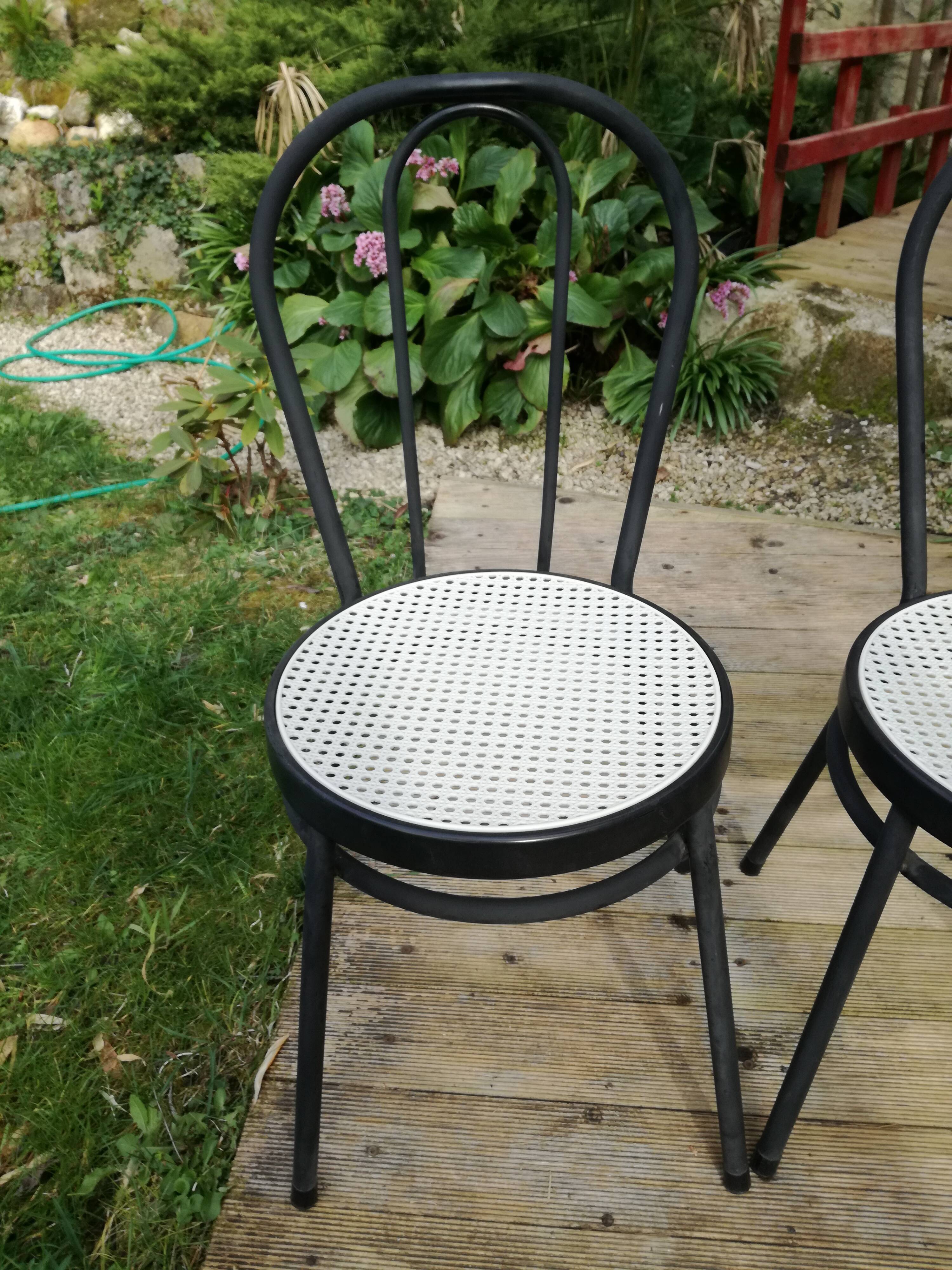 Thonet-style bistro chairs