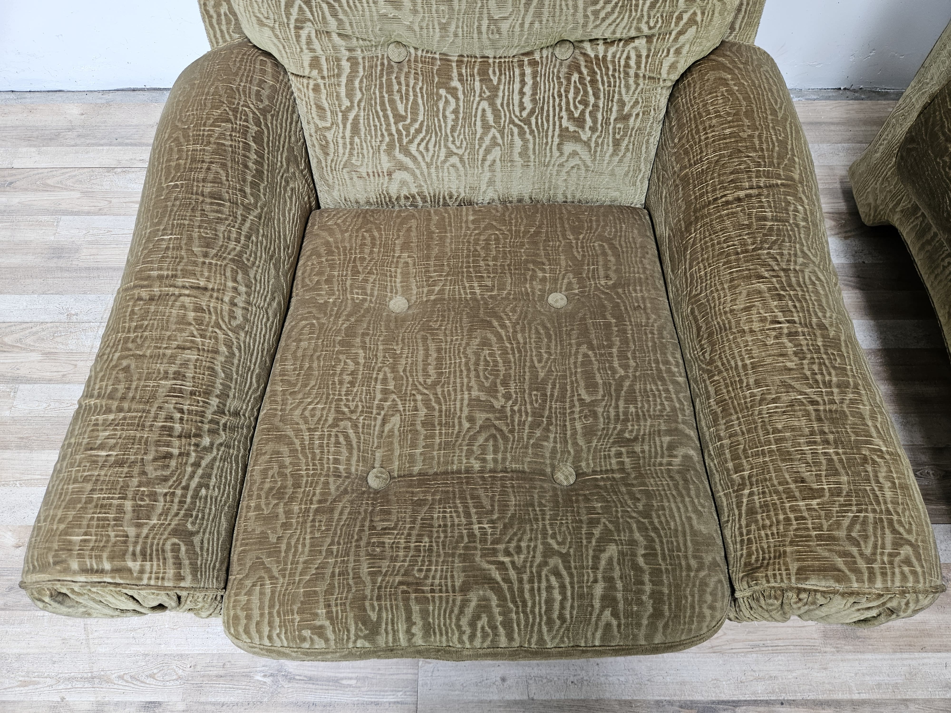 Pair of Italian armchairs from the 1970s