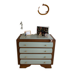 commode vert pâle