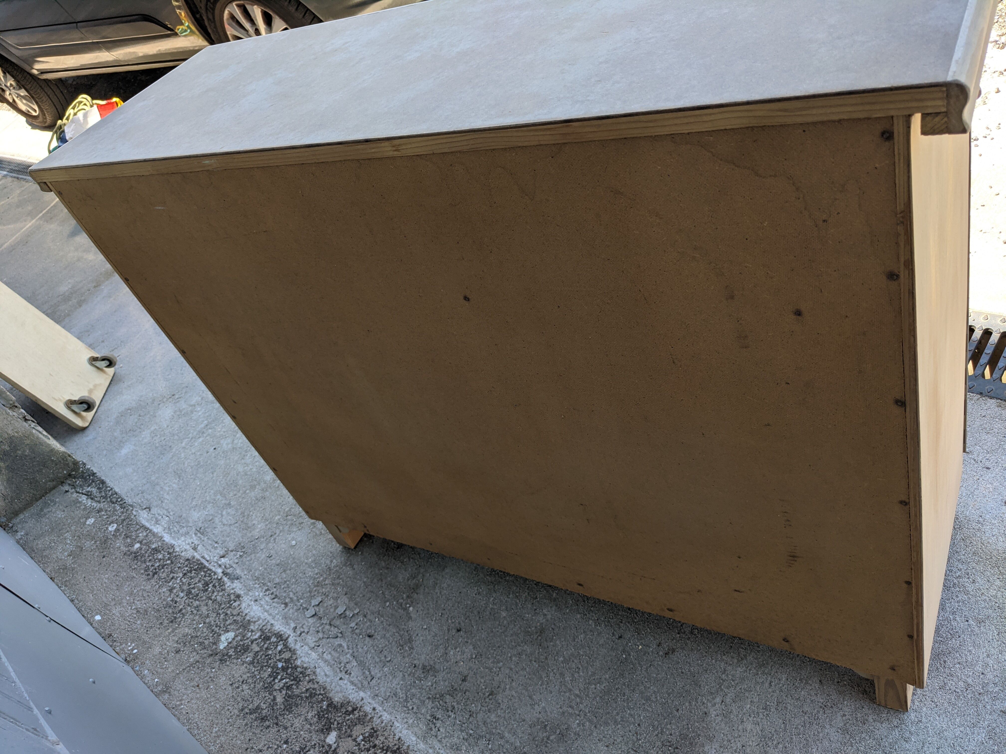 Raw chest of drawers