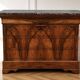 Commode d’époque Louis-Philippe en ronce de noyer, milieu du XIXe siècle