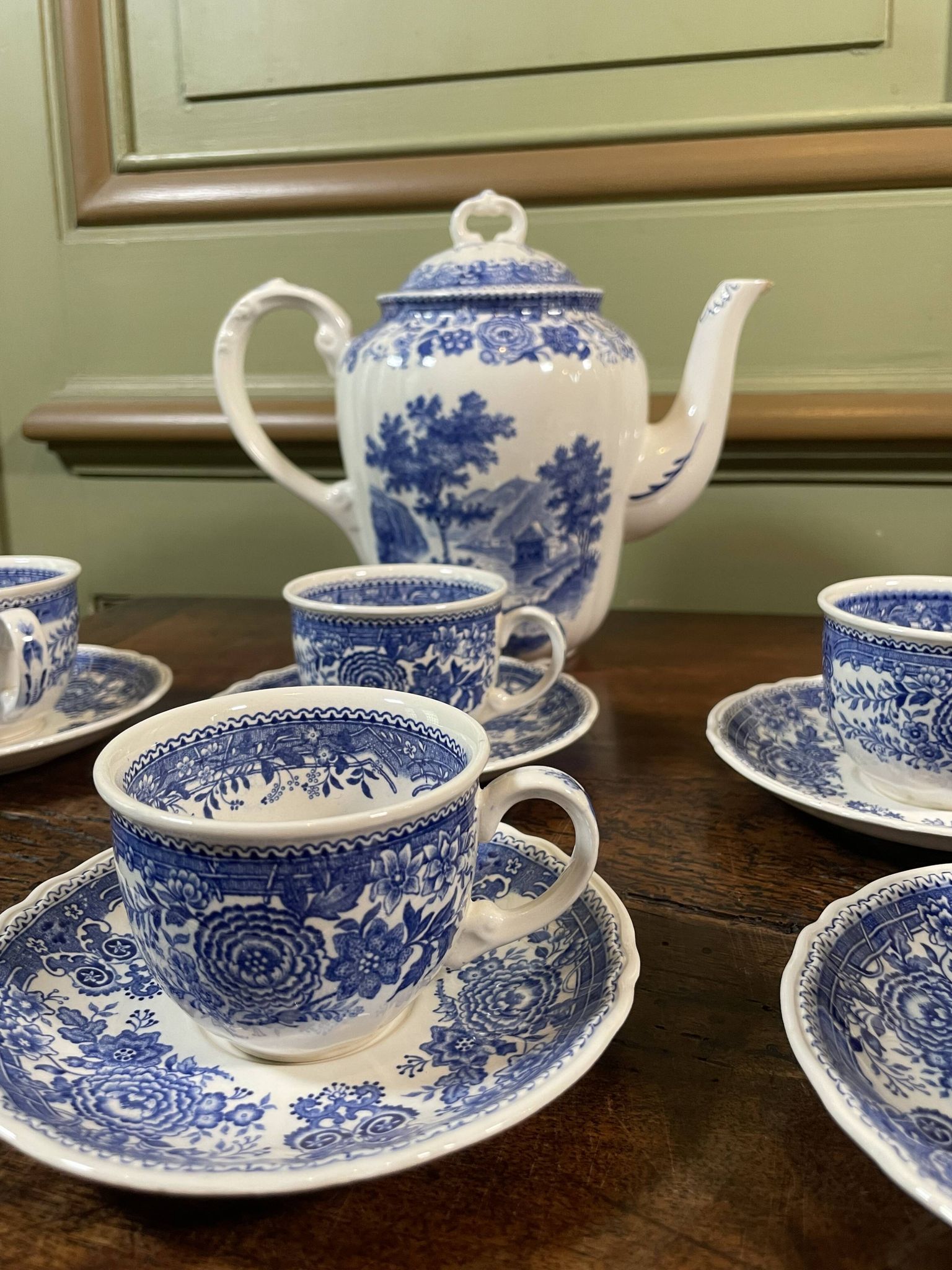 Villeroy & Boch Burgenland service, 82 pieces (1950s)