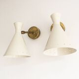 Pair of Italian wall lights in brass and lacquered iron, 1950s design