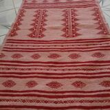 Berber carpet pink and Red 110 x 66 cm