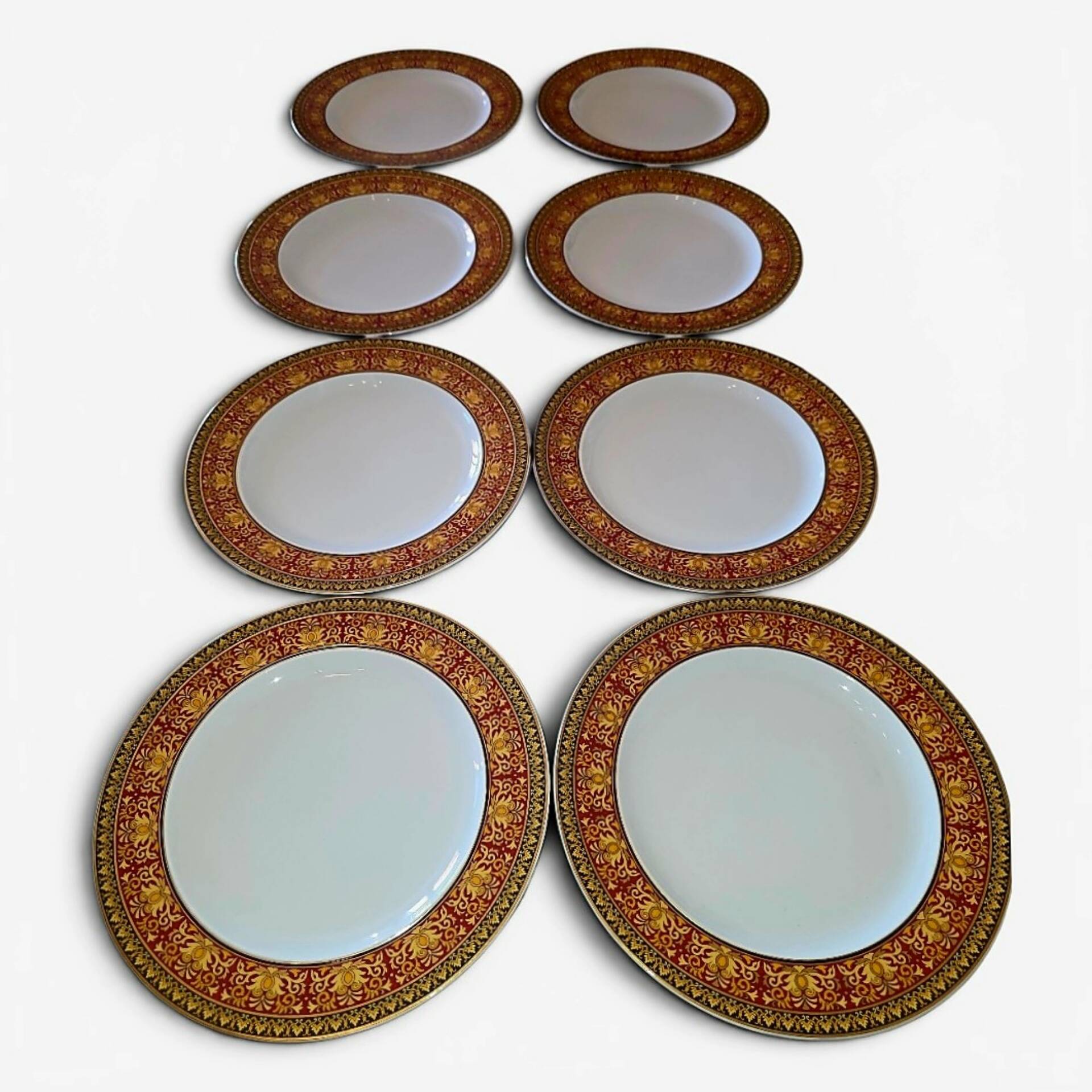 Suite de 8 assiettes "Medusa Red" – Rosenthal meets Versace​