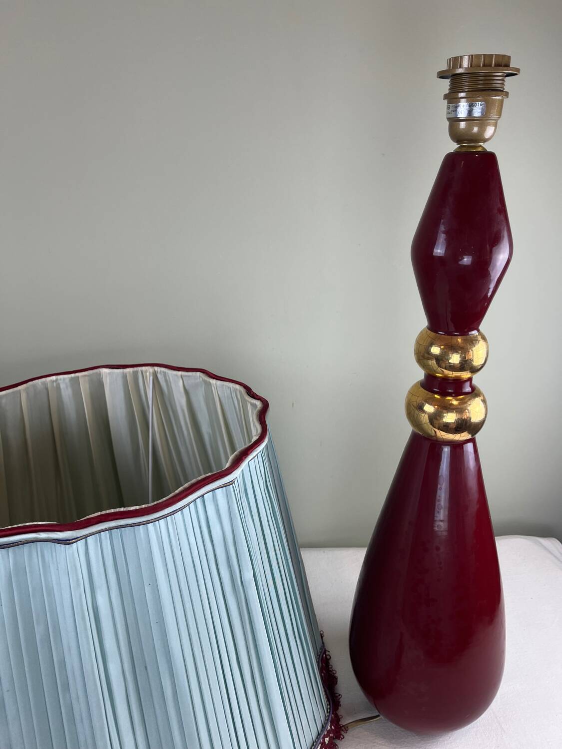 Grande lampe vintage en céramique rouge signée Drimmer – abat-jour pl
