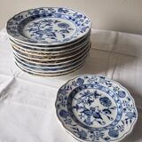 12 old dessert plates