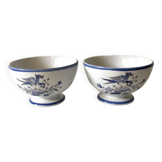 Pair of Moustiers cups