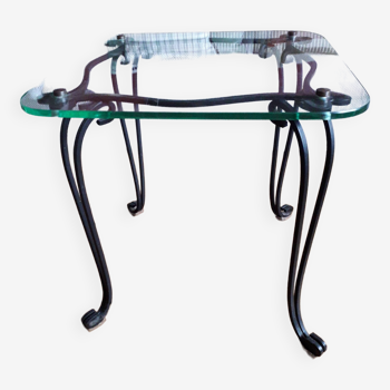 1950s coffee table in wrought iron and glass top