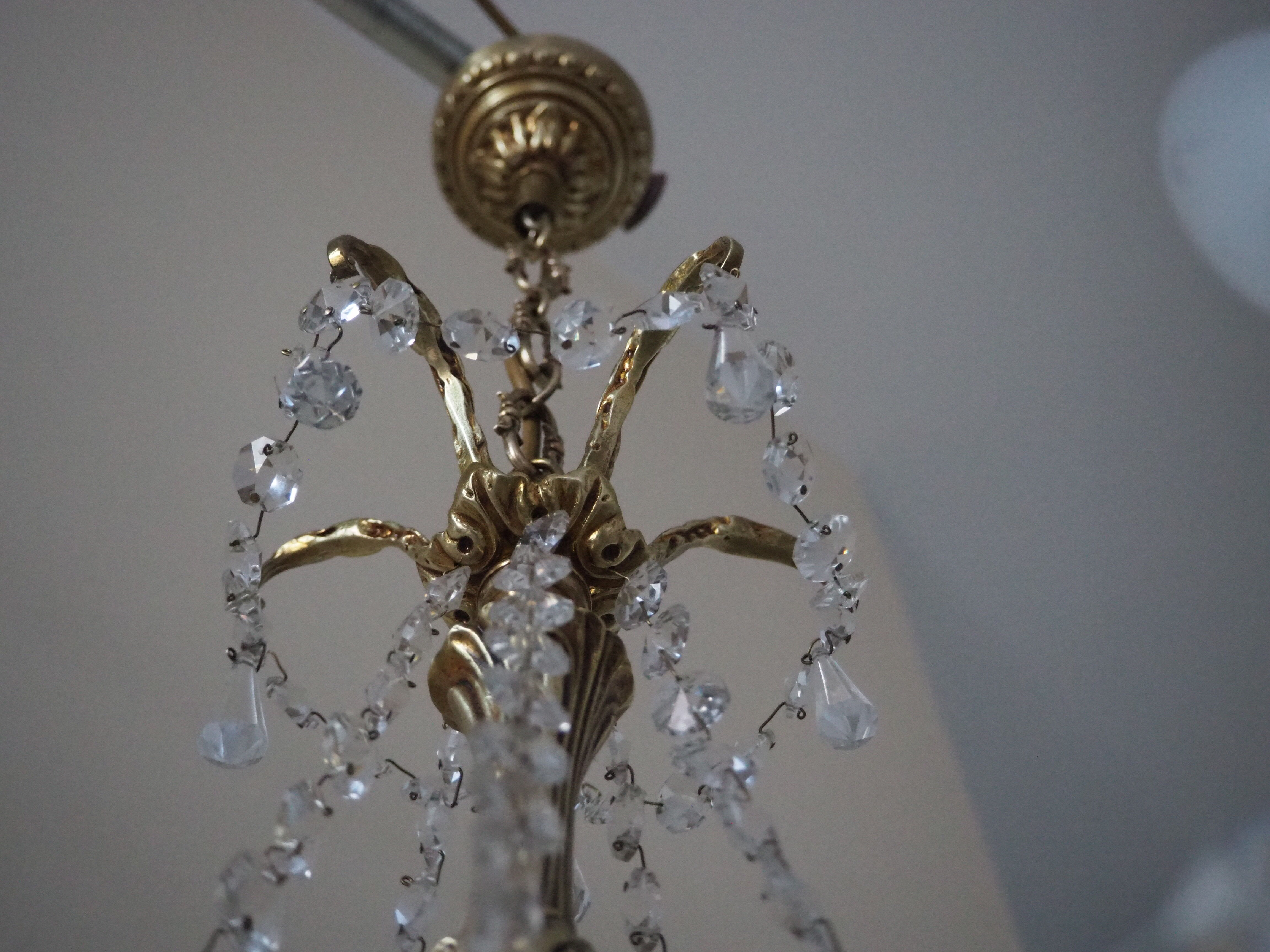 Bronze chandelier and crystal pendants – 5 lights