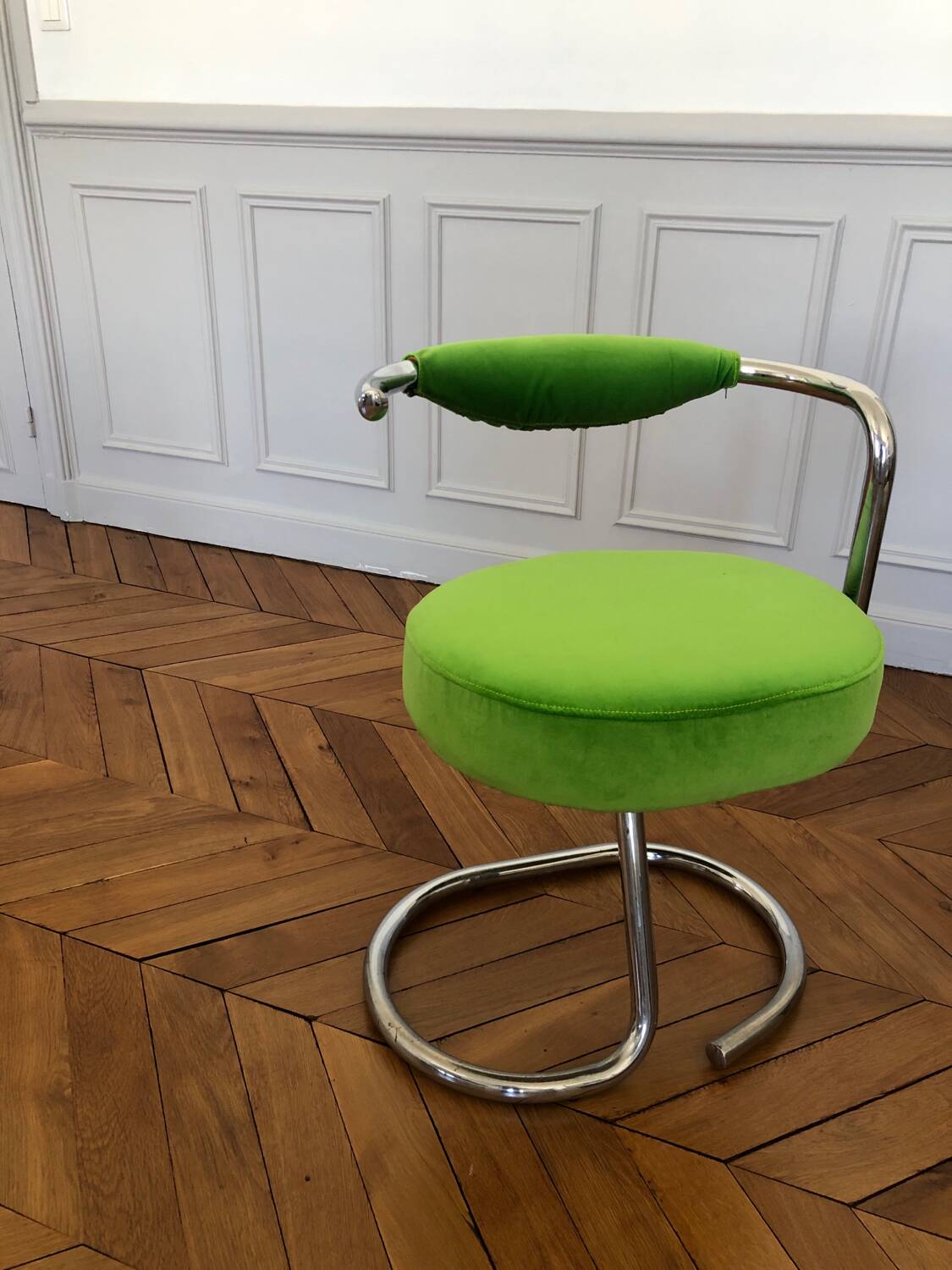 Italian Cobra chair, design Giotto Stoppino 1970
