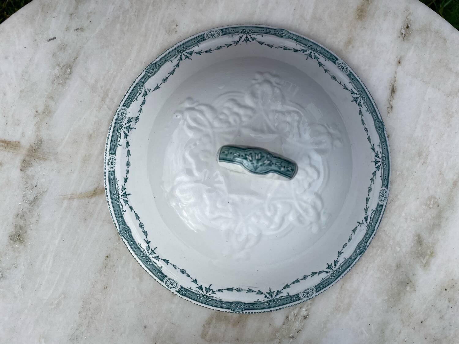 Soupière terre de fer modèle Provence