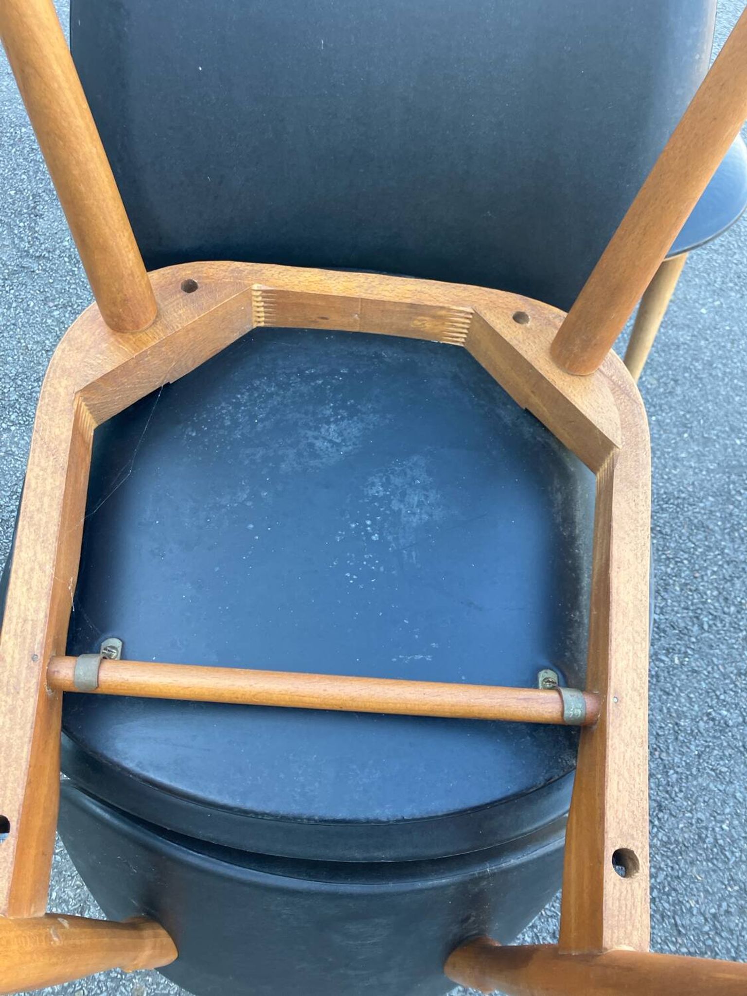 Baumann Pegasus Vintage Chair