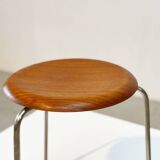 Dot "3170" Stool by Arne Jacobsen for Fritz Hansen
