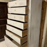 Drawer cabinet
