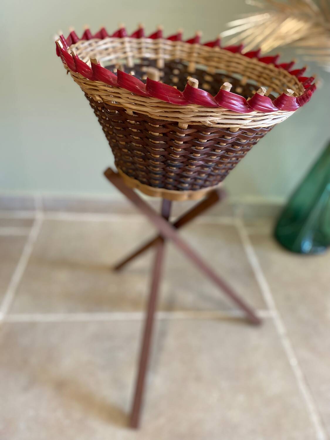 Vintage plant stand