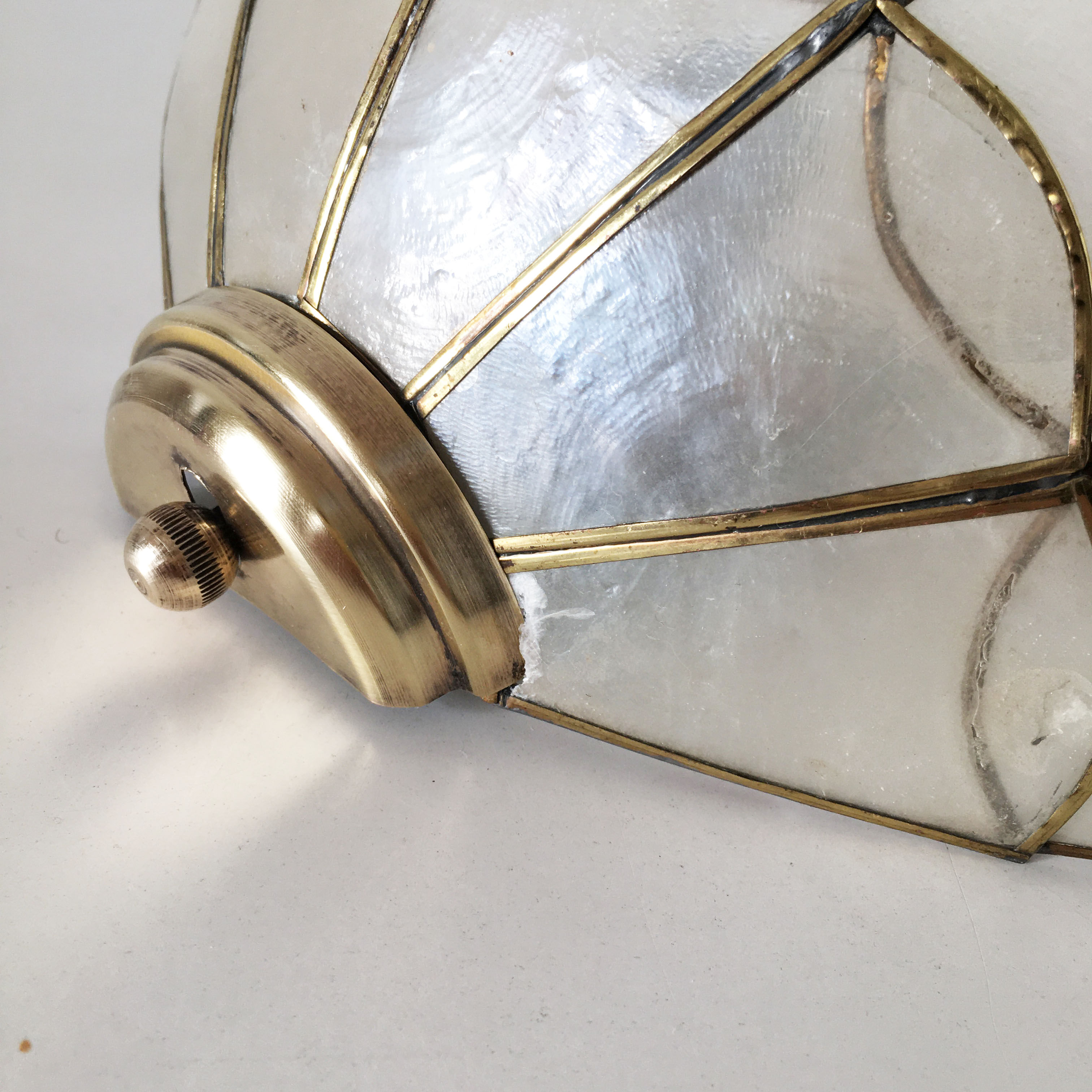 Pair of mother-of-pearl Wall light