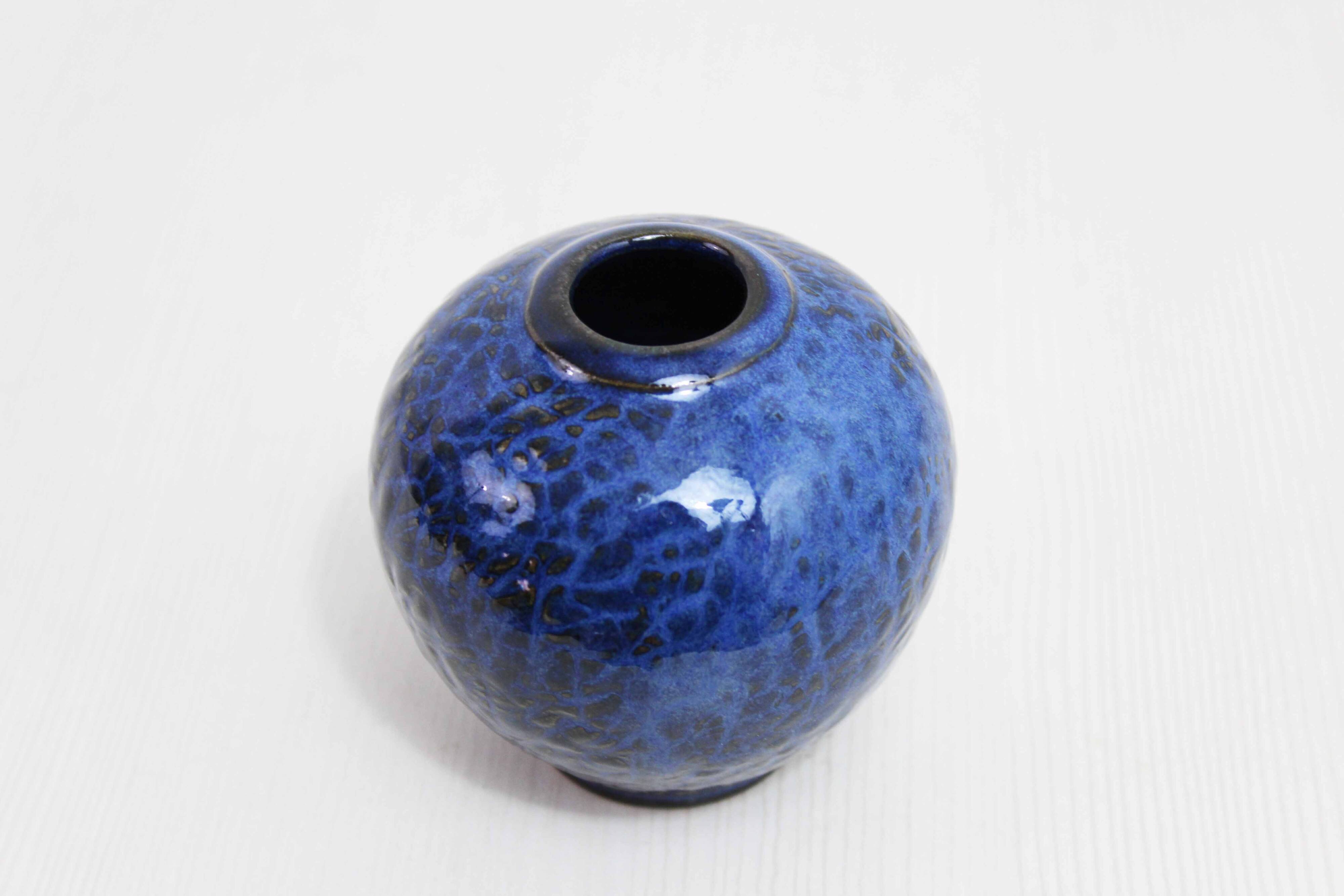 Oriental ceramic ball vase