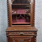 Louis XIII style hunting lodge display cabinet in oak circa 1850